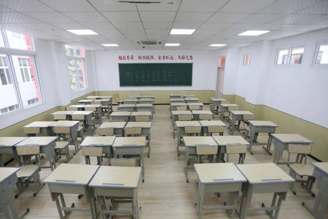 排三基本走势图，新浪网上的数字艺术与余音绕梁的魅力