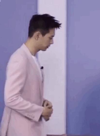 足球激情，24小时不间断—揭秘足球直播24直播网的魅力
